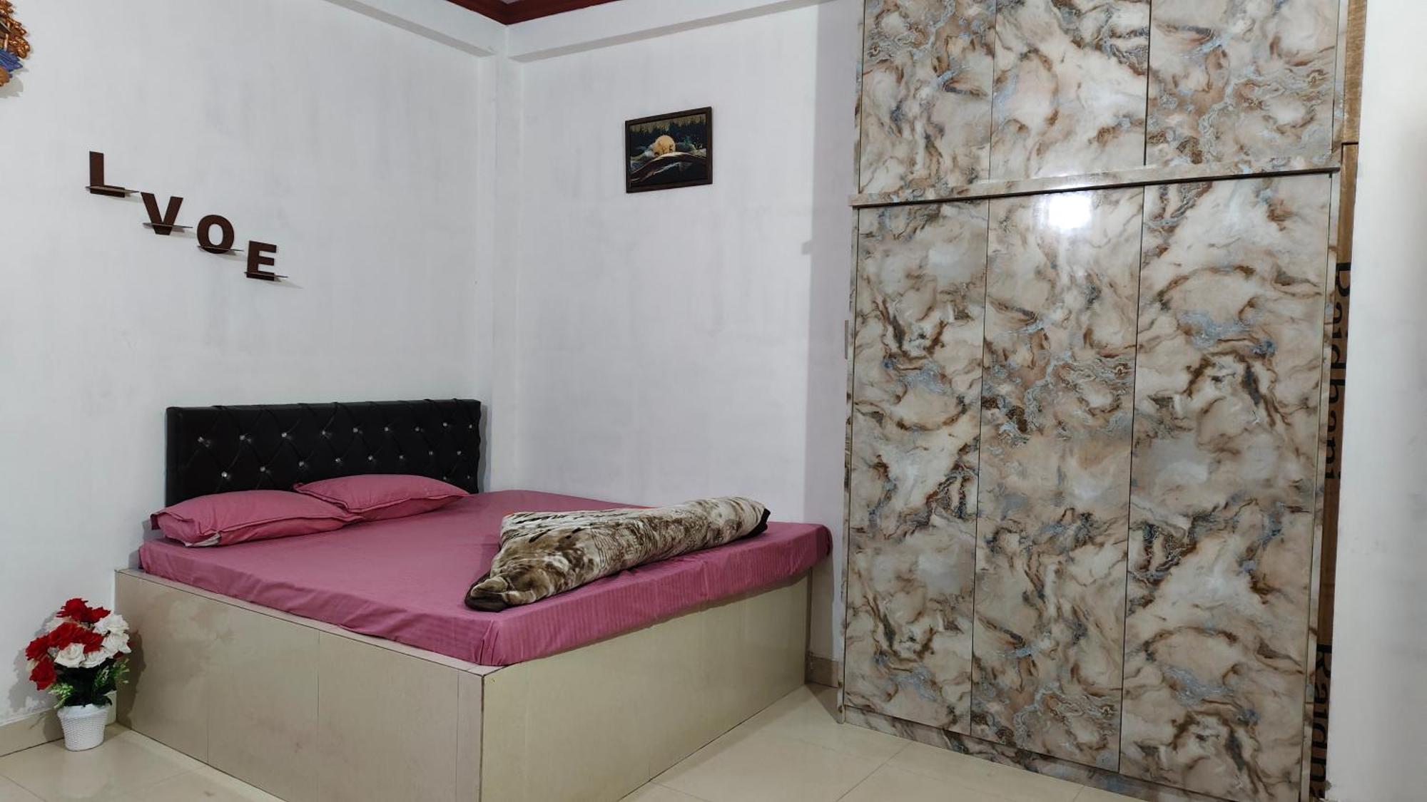 Mangalam Gold Guest House Varanasi Exterior foto